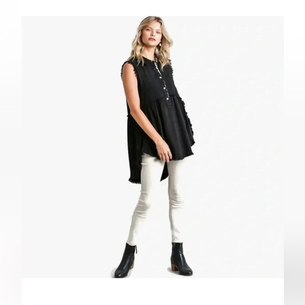 Umgee Black with leopard print Sleeveless Boxy Tunic